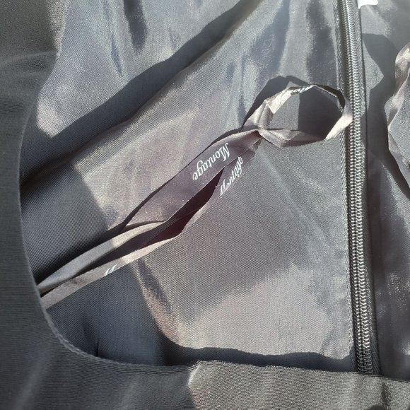 Vintage Black Montage by Mon Cheri Square-Neck Slim-Cut Gown Size 4 - Picture 14 of 16